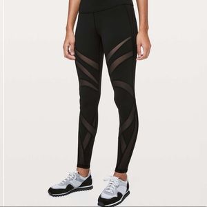 LuluLemon Wunder Under High Rise Tight 28’’ mesh - great condition